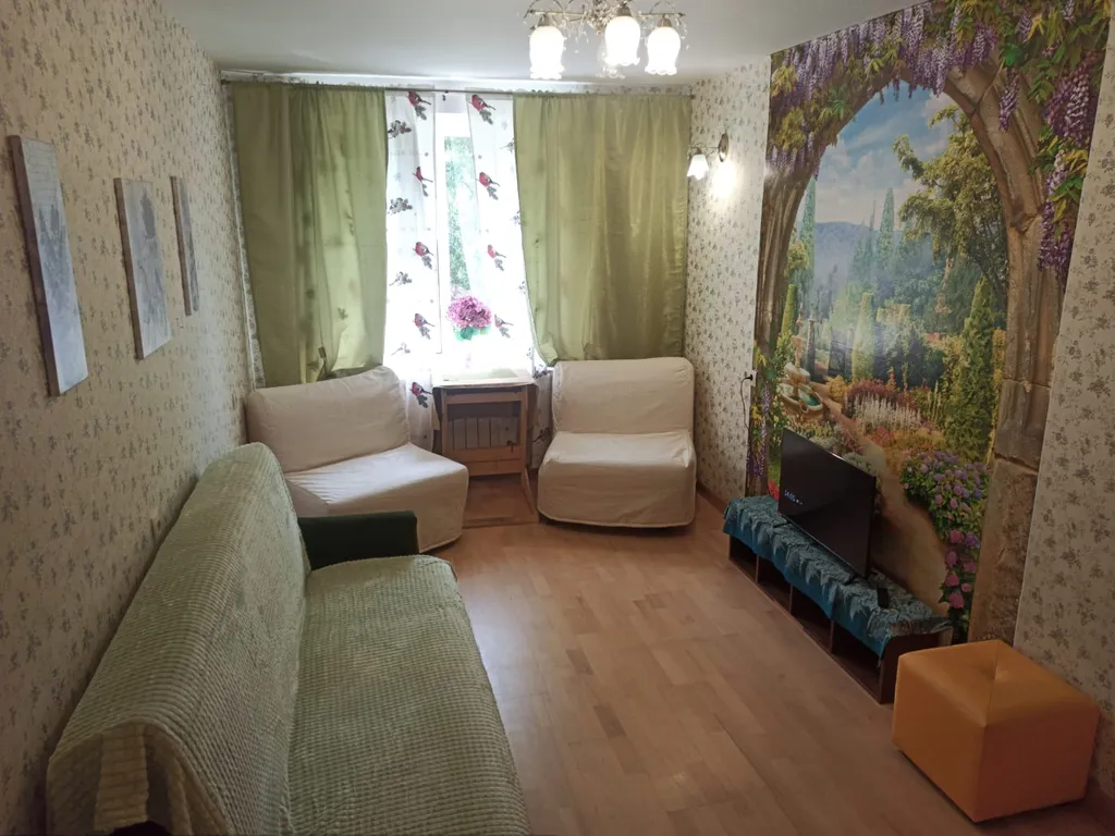 Большая Семейная квартира рядом с парком
