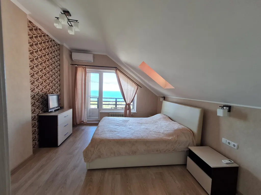 Дом с шикарным видом на море и парк