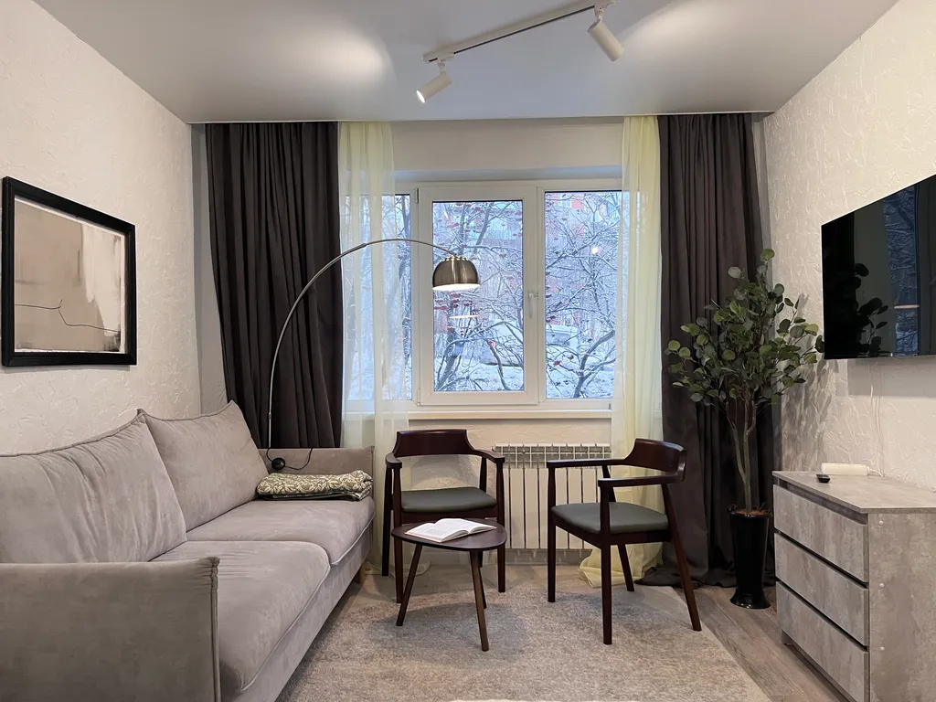 Дизайнерская квартира с видом на долину на 1 этаже StayInnKirovsk