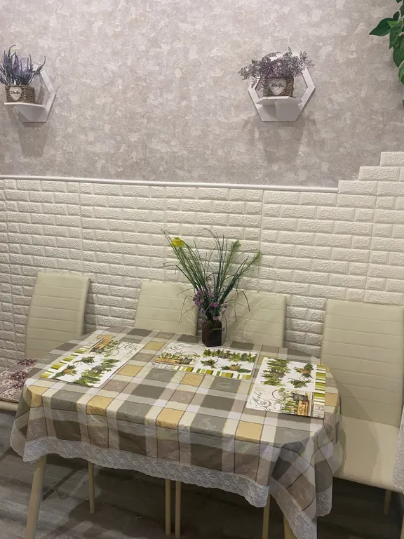 Квартира Уютная Квартира под ключ, с местом для отдыха во дворе — Евпатория