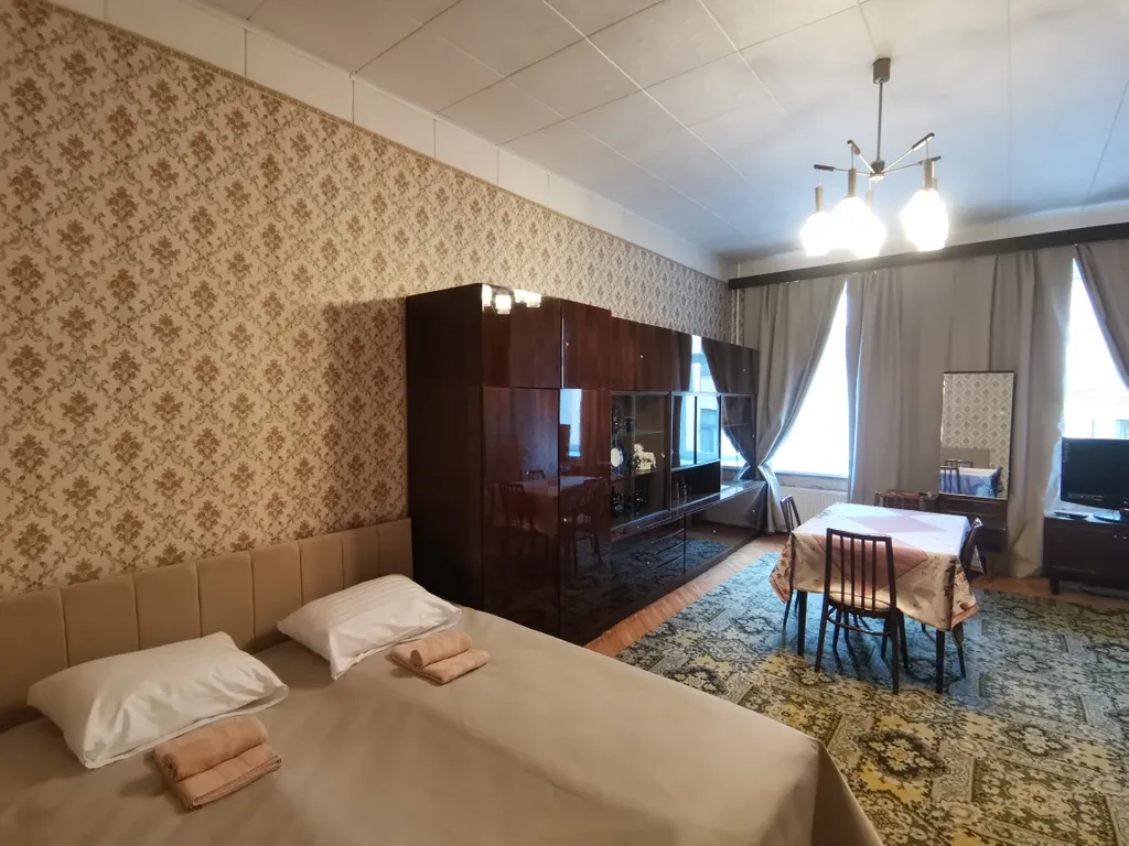 Квартира 3-комнатная семейная квартира в центре города со старинным интерьером — Санкт-Петербург