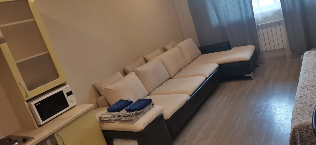 Квартира Уютная студия в новом доме — аренда посуточно в Обь