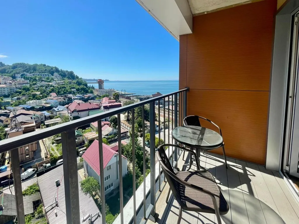 Студия с бассейном на территории ЖК