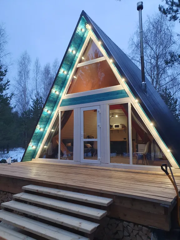 Уютный дом с видом на лес, рядом озеро, баня на территории