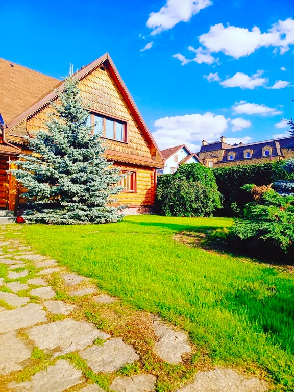 Коттедж Уютный дом — аренда посуточно в Курганово