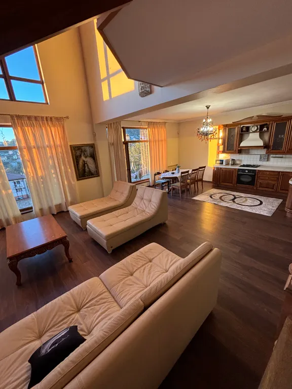 Уютный дом с видом на море