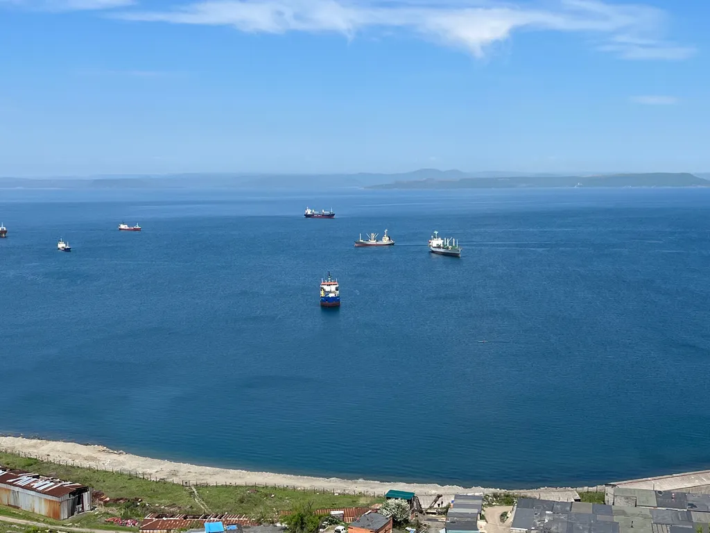 Квартира Квартира Уютная студия с видом на море — Владивосток