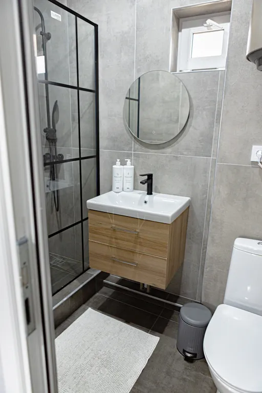 Студия в River house