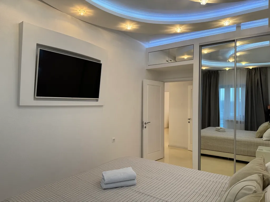 Квартира Стильные 3к апартаменты Апарт-Комфорт с панорамными балконами — Ярославль