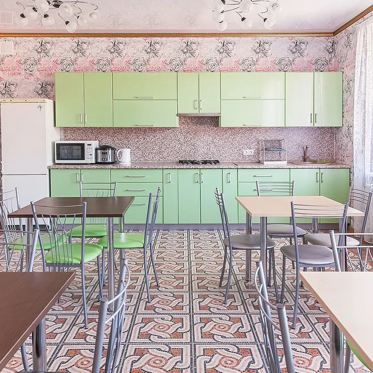 Коттедж Уютный коттедж с бассейном — Южная Озереевка