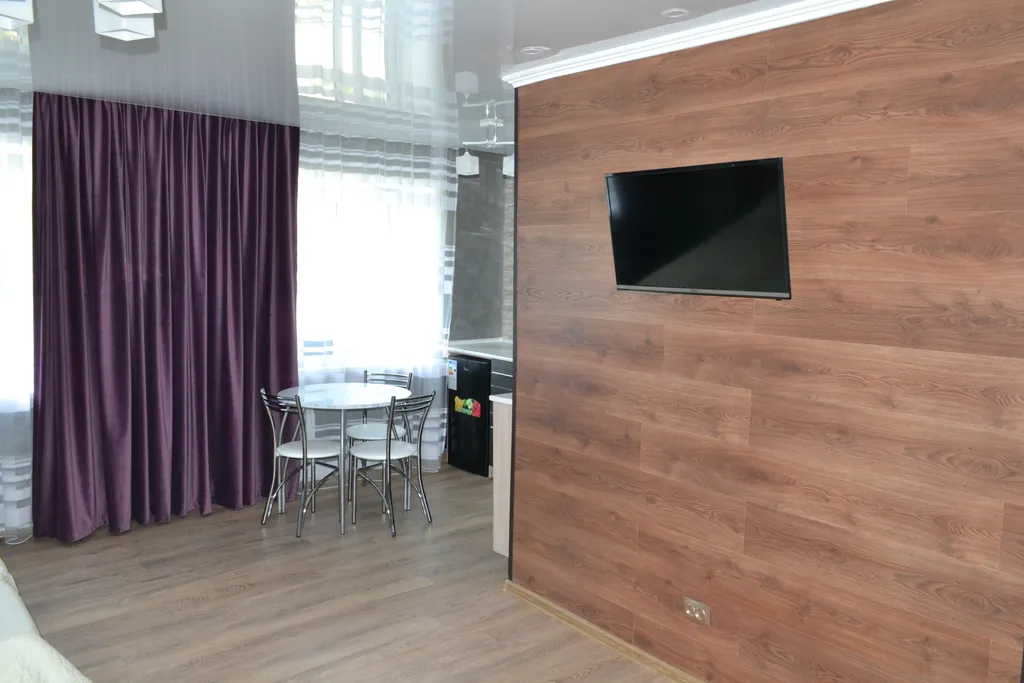 Свежие апартаменты в самом центре Караганды. Фото соответствует