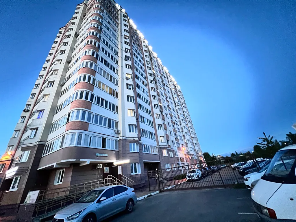 Двухкомнатная ЦЕНТР новый дом