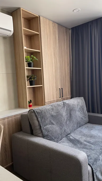 Шикарный вид на озеро и горы