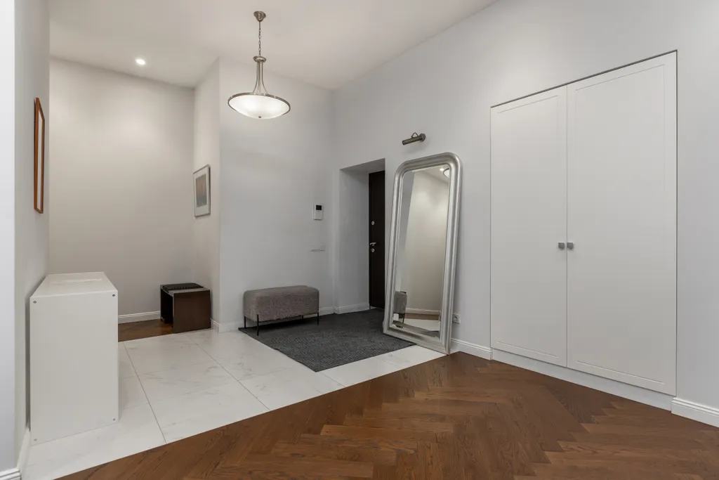 Элитный 4-комнатный апартамент в самом центре