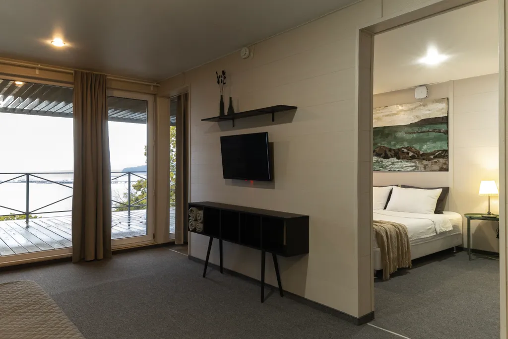 Квартира Четырехместный номер с террасой и видом на море. — аренда посуточно в Туапсе