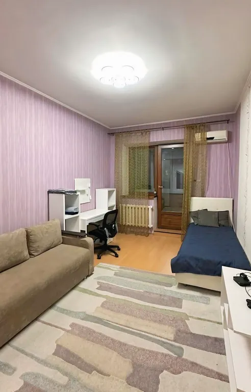 Большая 2-комнатная квартира в самом центре