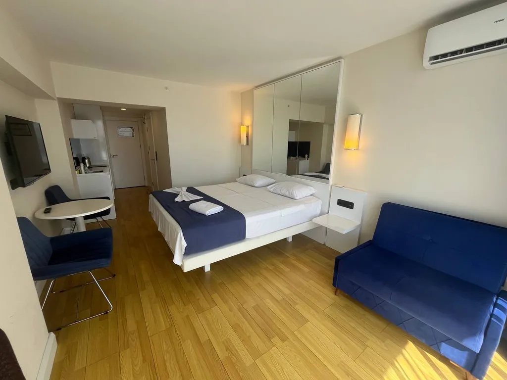 Квартира Квартира Апартамент у моря с шикарным видом в Апарт-Отеле Orbi City — Батуми