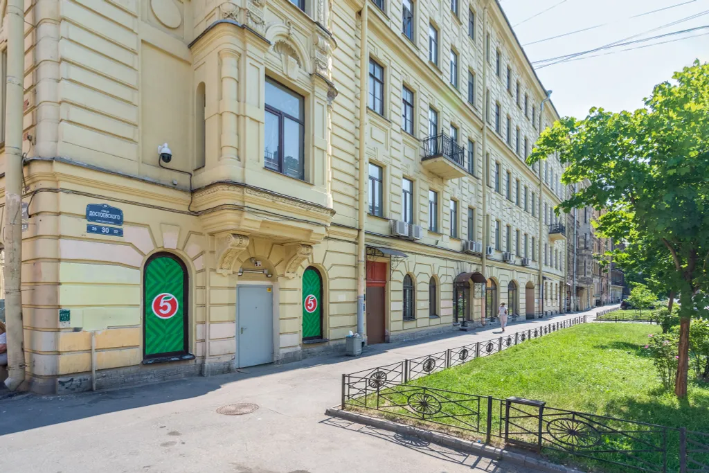 Квартира Двухуровневая квартира-студия в центре Петербурга — Санкт-Петербург