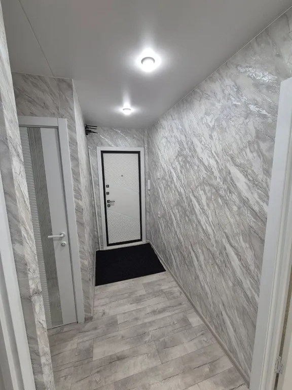 Уютнaя 2х-комнатная кваpтирa в жилoм спaльном комплексe гоpода