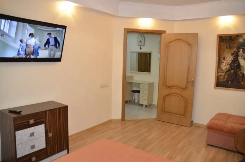 Двухкомнатная квартира в центре