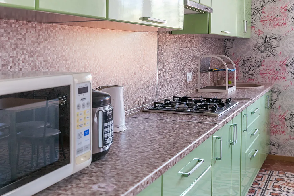 Коттедж Уютный коттедж с бассейном — Южная Озереевка