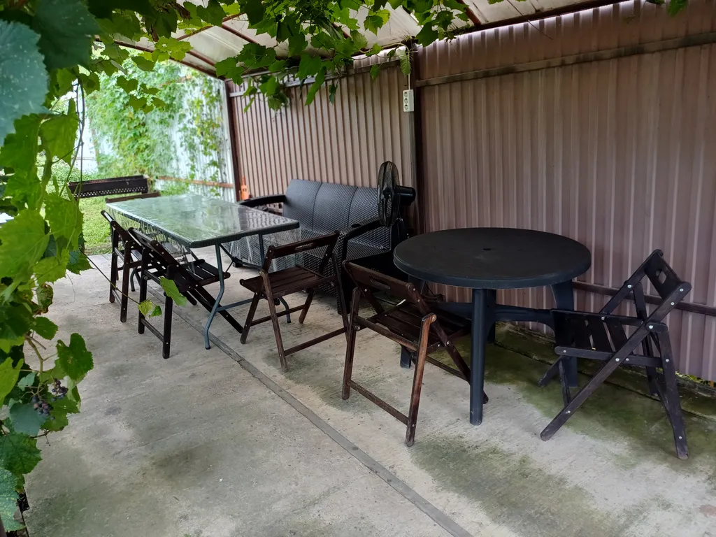 Просторные апартаменты с территорией