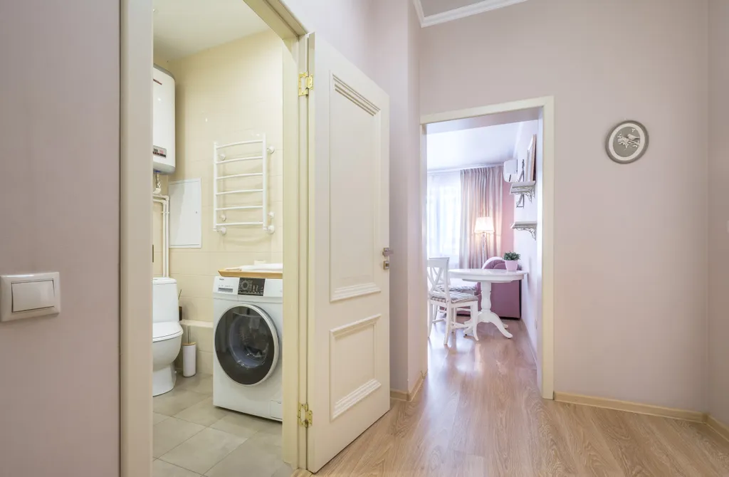 1-к квартира с большой кроватью, панорамный балкон, окна на рассвет