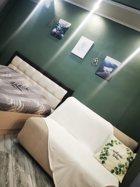 Квартира в тихом зелёном районе с видом на реку