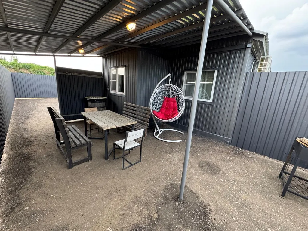 Домик на берегу Волги в Твери