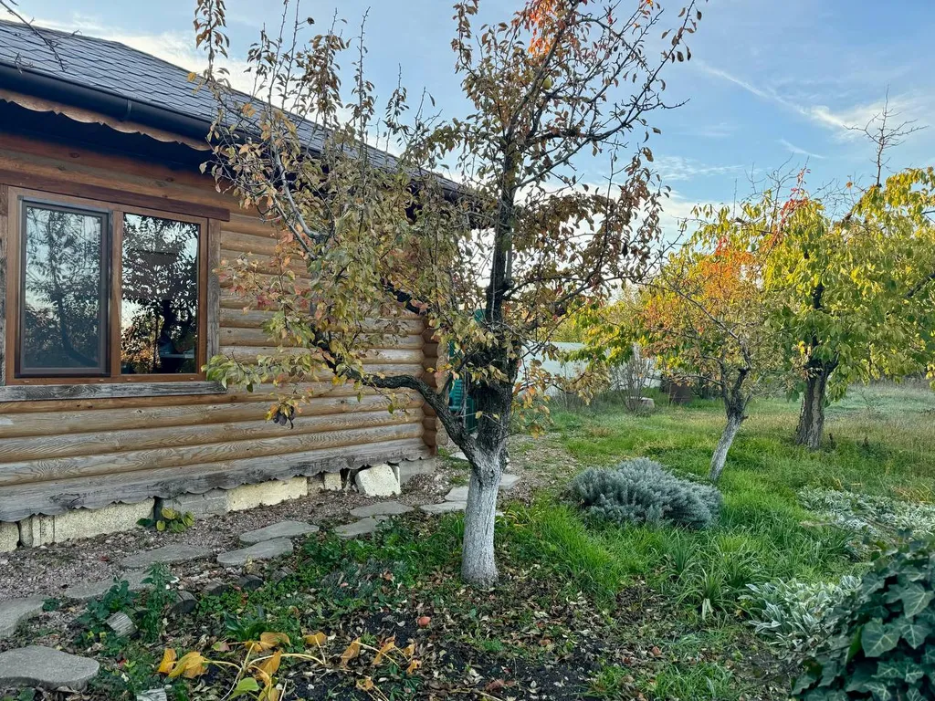 Коттедж Уютный индивидуальный домик в пригороде — Доброе