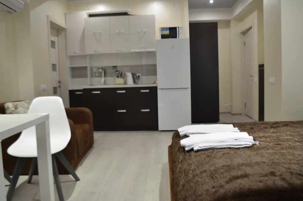 Апартаменты с бассейном на крыше дома