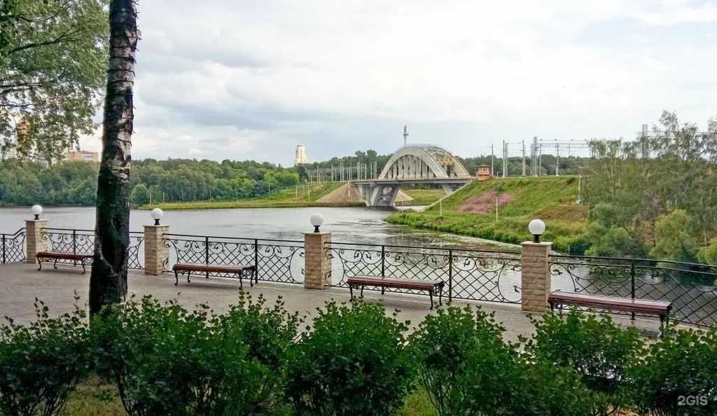 Современные апартаменты с видом на яхт клуб и канал имени Москвы