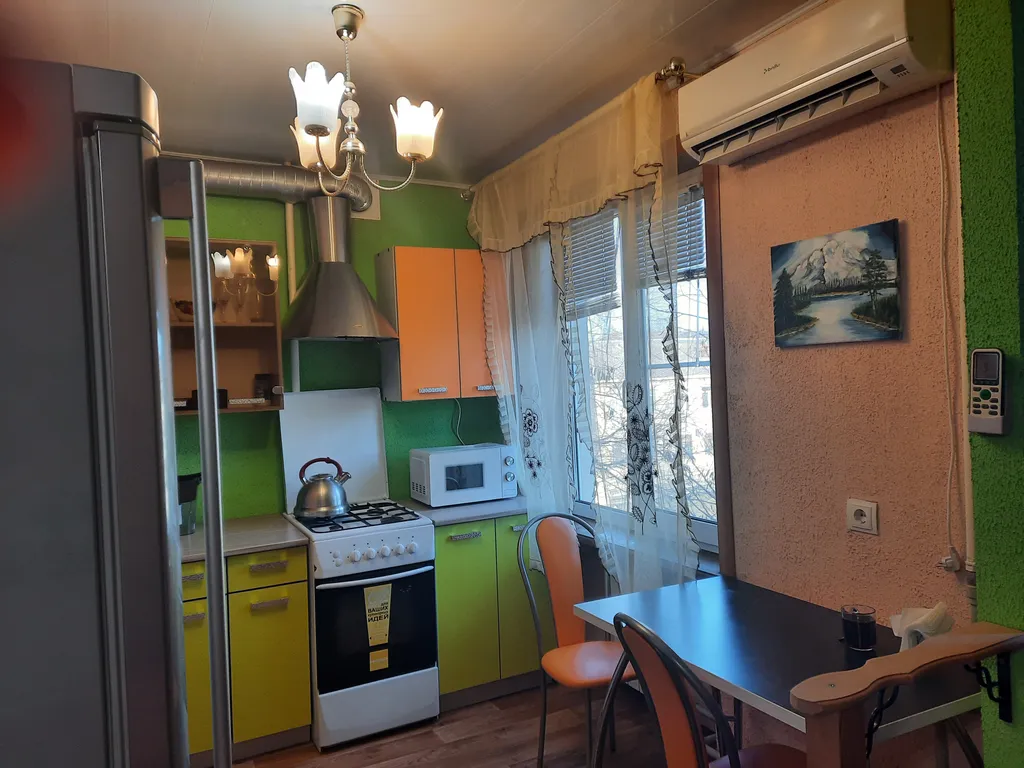 Спутник, гостиница Милот, Воинская часть, Ахтуба 2 остановки