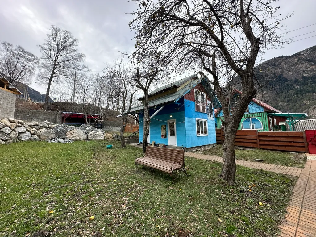 Синий домик