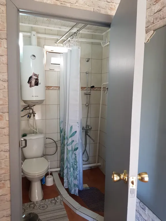 Уютный домик в тихом дворе