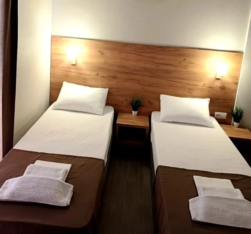 Двухместный номер с балконом с видом на фасад