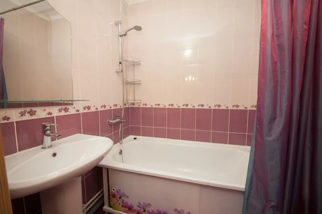 Квартира Квартира Уютная 3х-комнатная на Взлетке — Красноярск