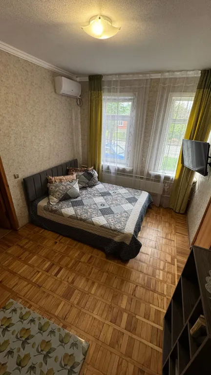 Коттедж Дом-квартира с мансардой в центре — аренда посуточно в Майкоп