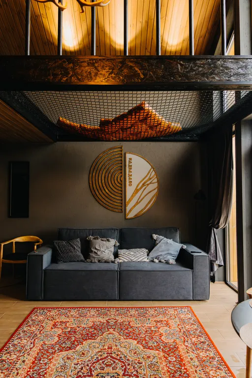 Берлога, самый роскошный дом в городе