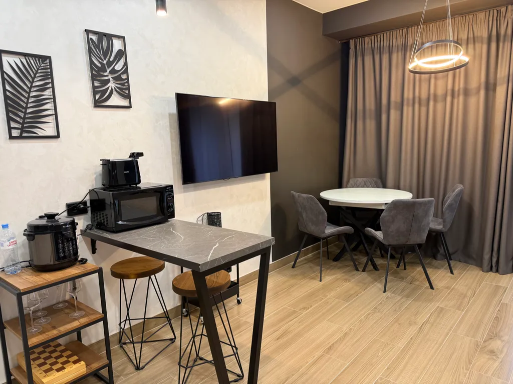 Квартира- студия с дизайнерским ремонтом