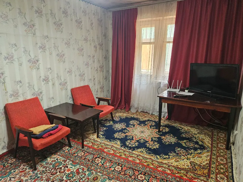 2-комн квартира с водой в Шахтёрске