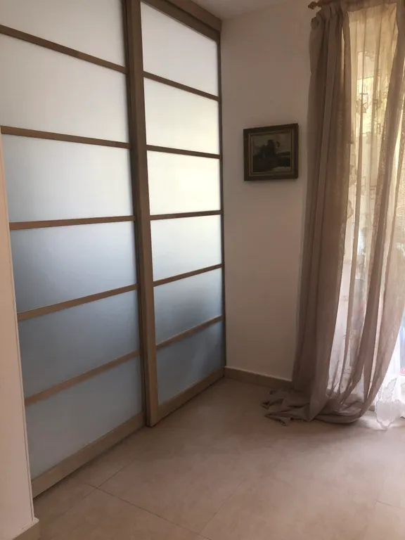 Уютная квартира у озера с видом на лес