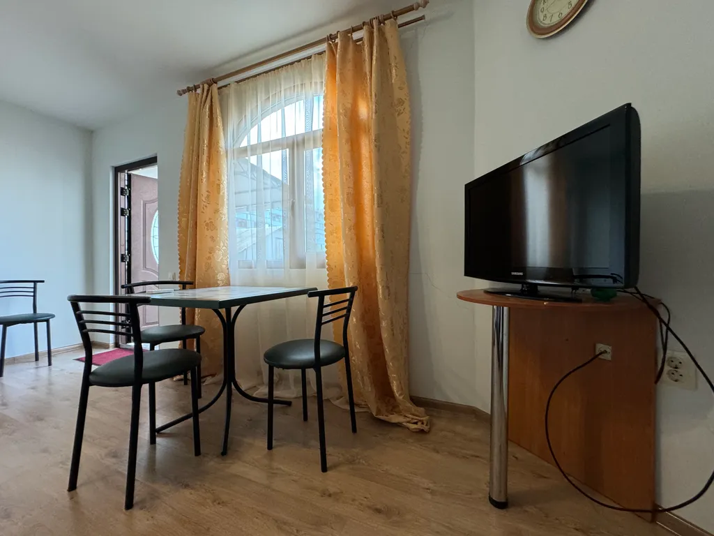 3-комнатный дом в спальном районе Феодосии