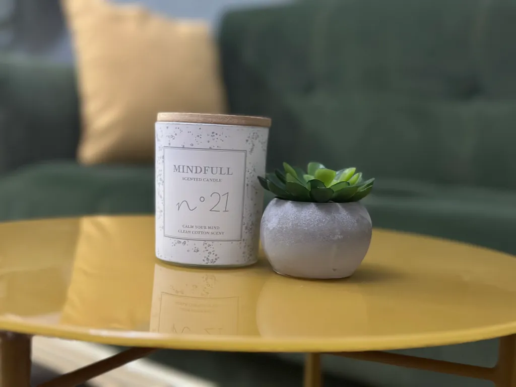 Yellow bouleward аpartment