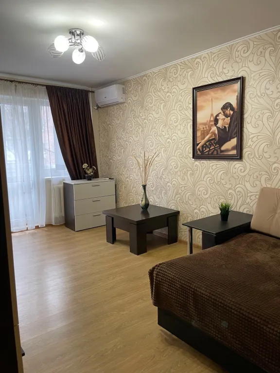 Ухоженная, идеально чистая 2-комнатная квартира — аренда посуточно в Таганрог