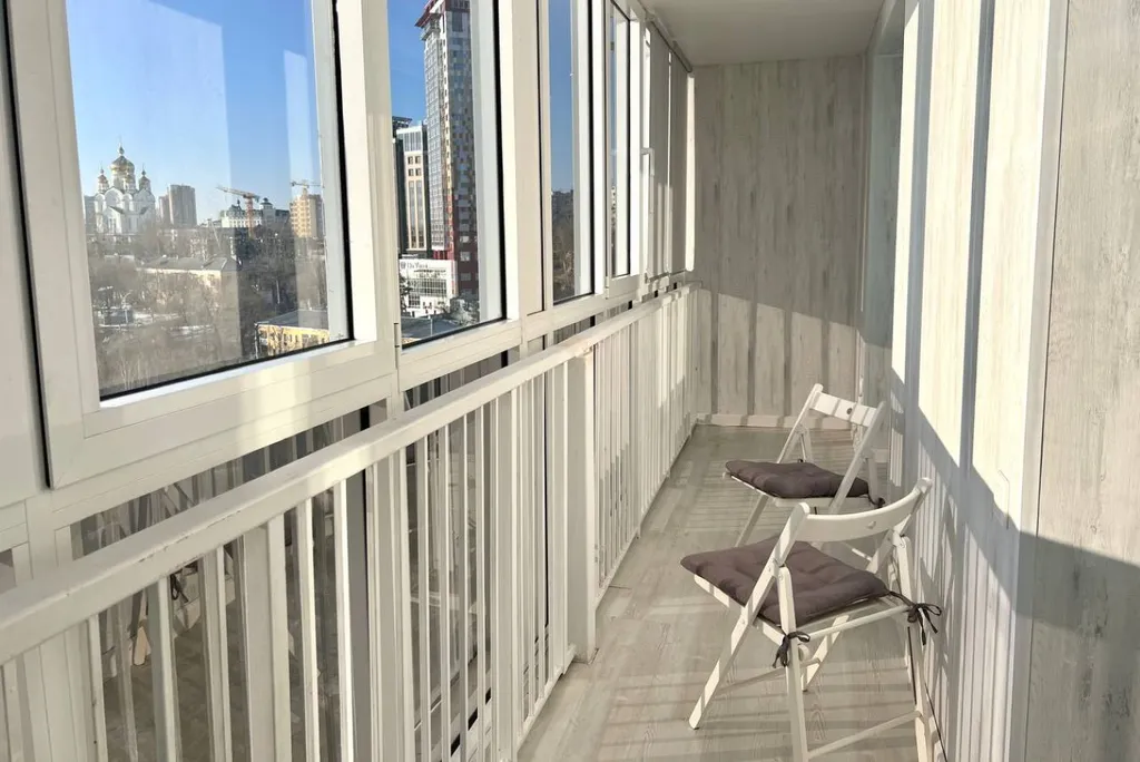 Вернисаж на Броско командированным и туристам города до 4 человек