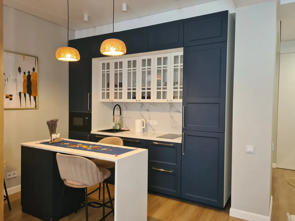 Квартира Дизайнерская квартира-студия у моря с видом на бассейн — Севастополь