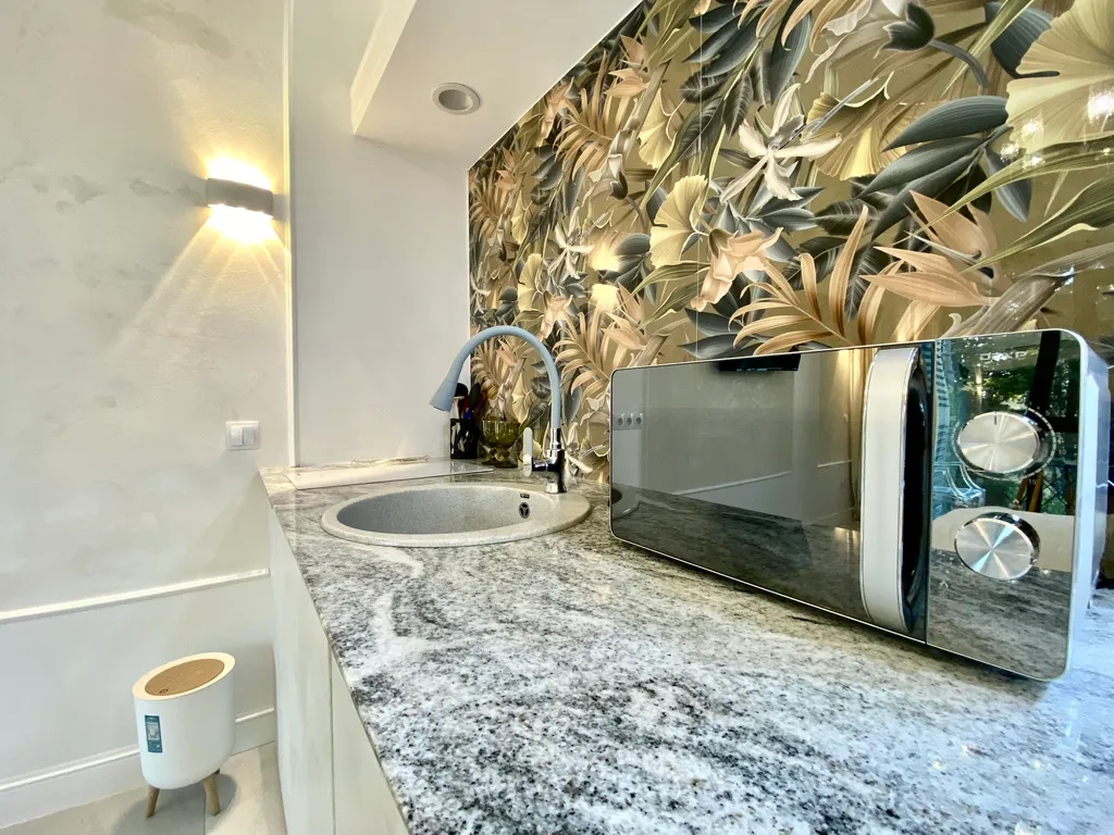 Апартаменты с бассейном в центре Сочи