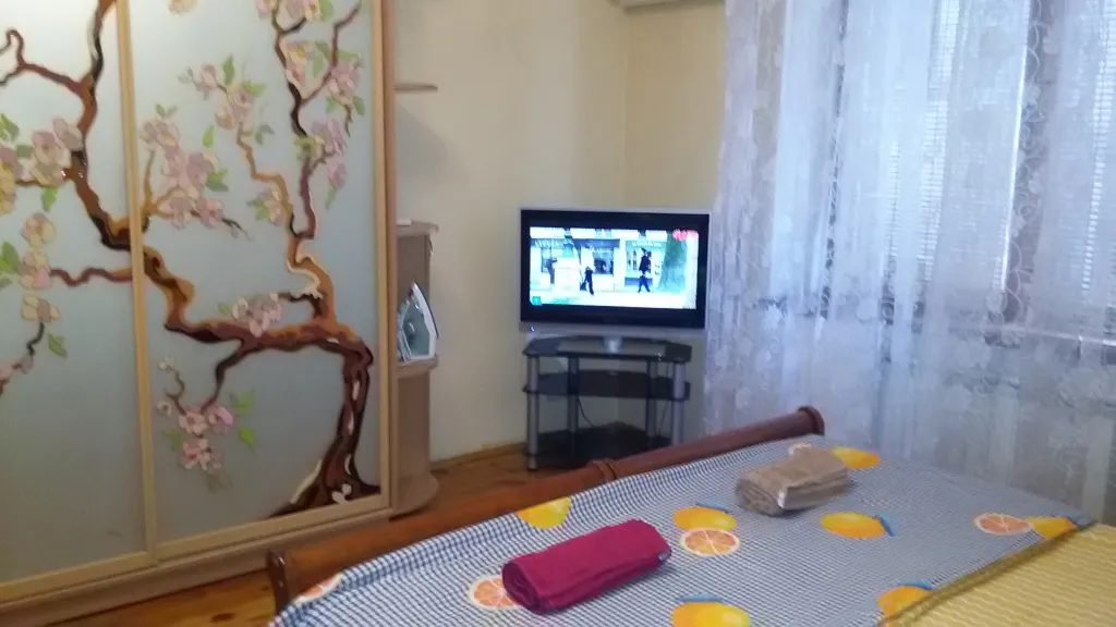 Ялта, хорошая, светлая квартиру,1 минута до моря пешком!