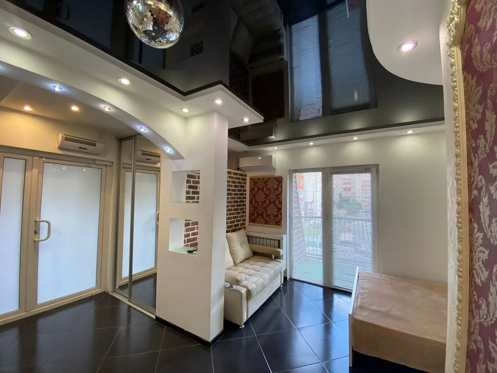 Двухуровневые апартаменты Люкс